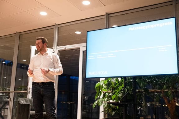 CEO Max presenting