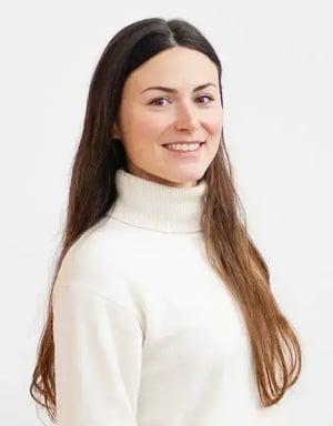 agathe-french-e-commerce-specialist-1